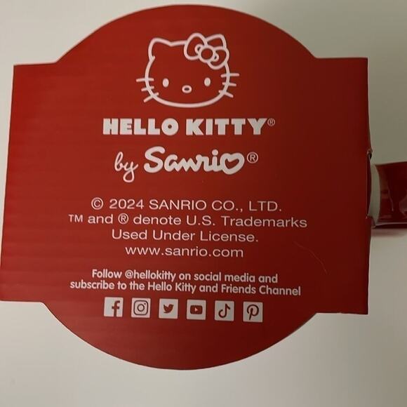 Hello Kitty by Sanrio set 2 large face mugs one pink bow and one red bow red NEW - Picture 4 of 7